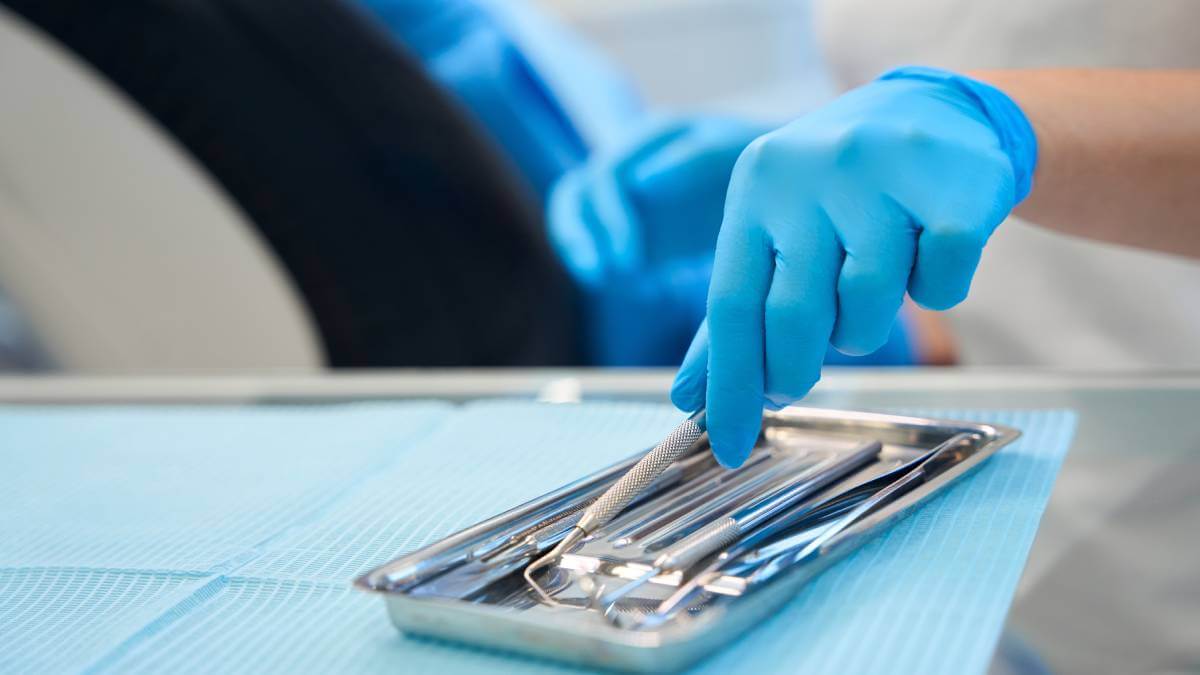 Dentist equipment